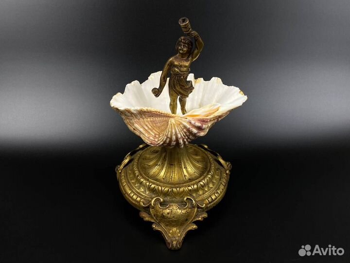 Антикварная бронзовая скульптура 