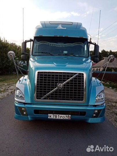 Volvo VNL 670, 2003