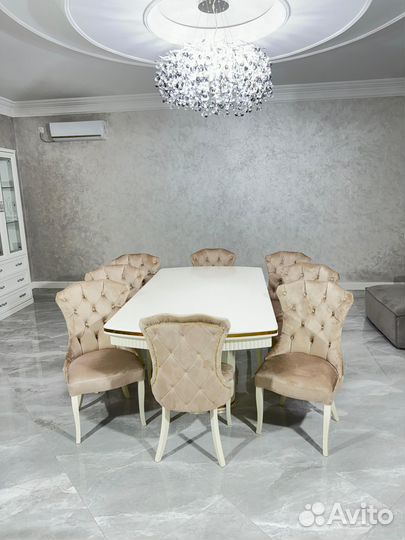 Стол и Стулья