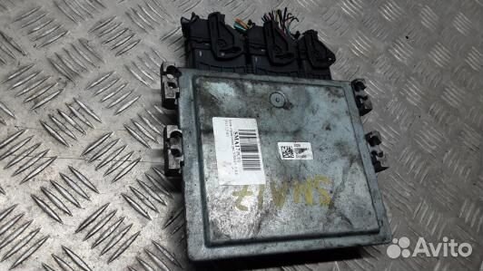 Блок управления двс nissan juke F15 (SMA17PC01)