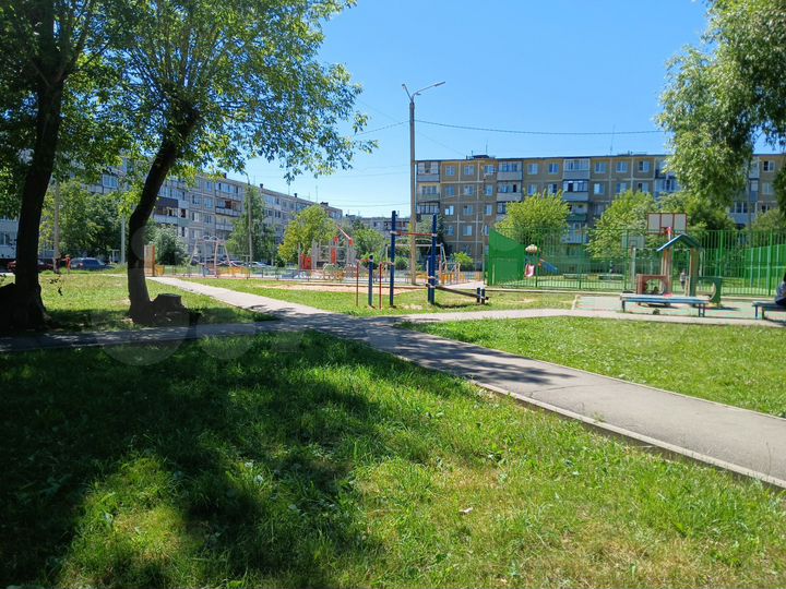 2-к. квартира, 44 м², 2/5 эт.