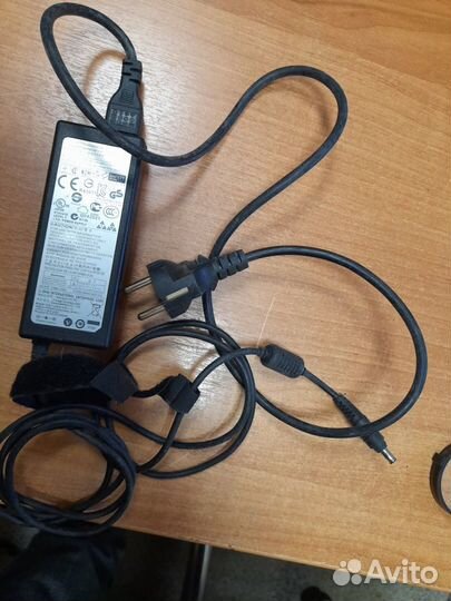 Зарядное устройство для ноутбука