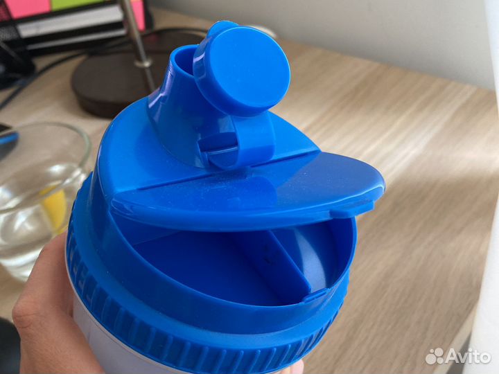 Шейкер спортивный новый