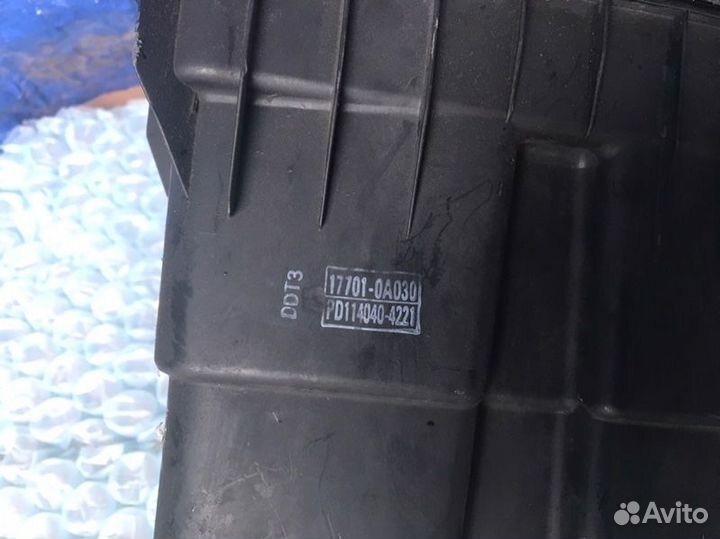 Корпус воздушного фильтра Toyota Sienna XL10