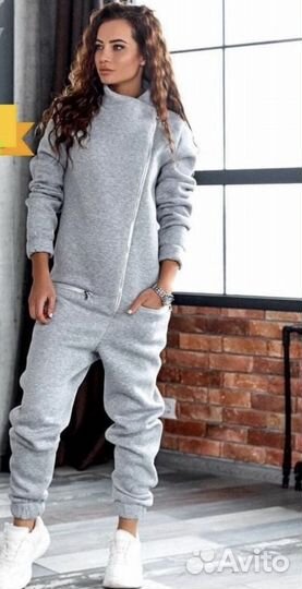 Комбинезон женский