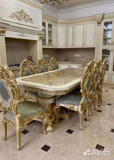 Комплект стол и стулья