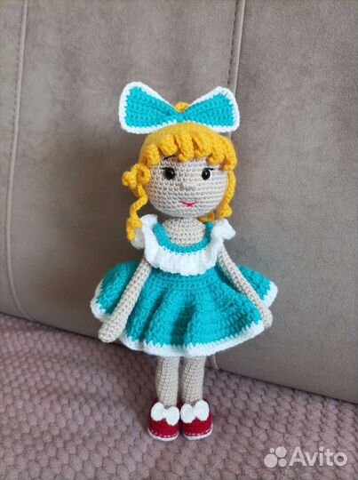 Вязаная кукла