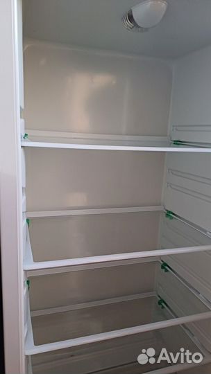 Продается холодильник Атлант
