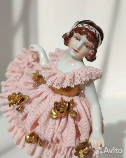 Статуэтка Кружевница Арт деко Müller &Co Volkstedt