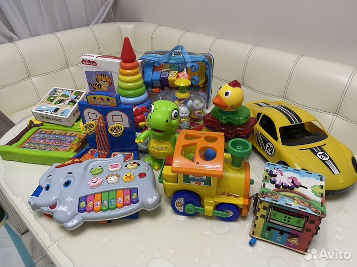Развивающие игрушки пакетом