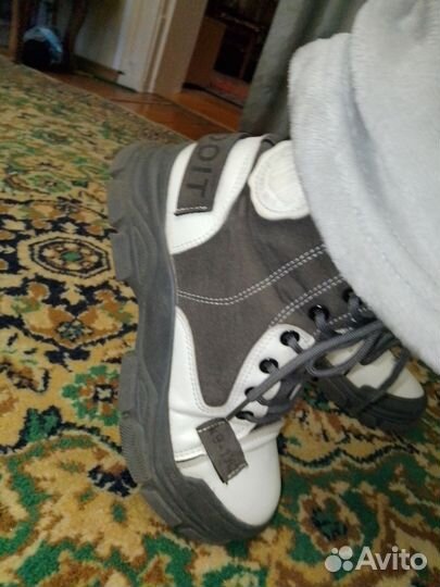 Ботинки демисезонные