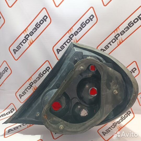 Фонарь задний левый Toyota Camry седан 2AZ-FE 2002