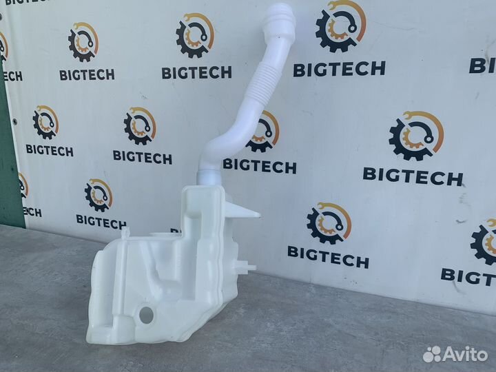 Бачок омывателя Mercedes Gls X166 A1668690520