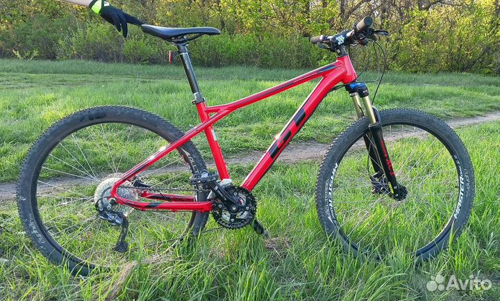 Горный велосипед GT Avalanche Sport 27.5