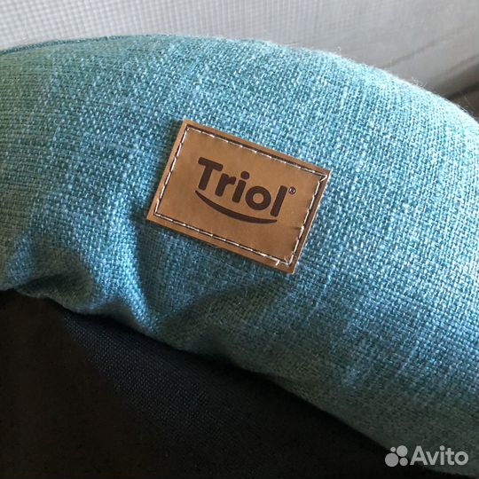 Лежанка для кошек Triol (новая)