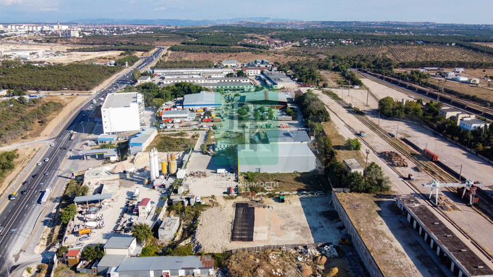 Открытая площадка 1000 м2 на Камышовом шоссе