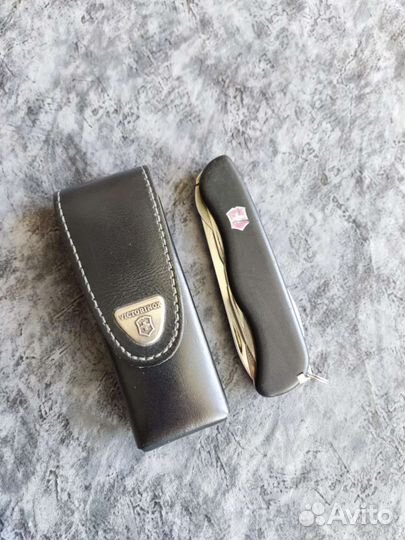 Victorinox picknicker нож швейцарский, мультитул