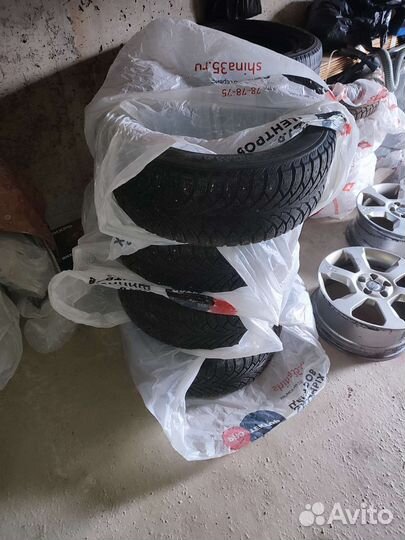 Nordman Nordman 4 235/55 R17