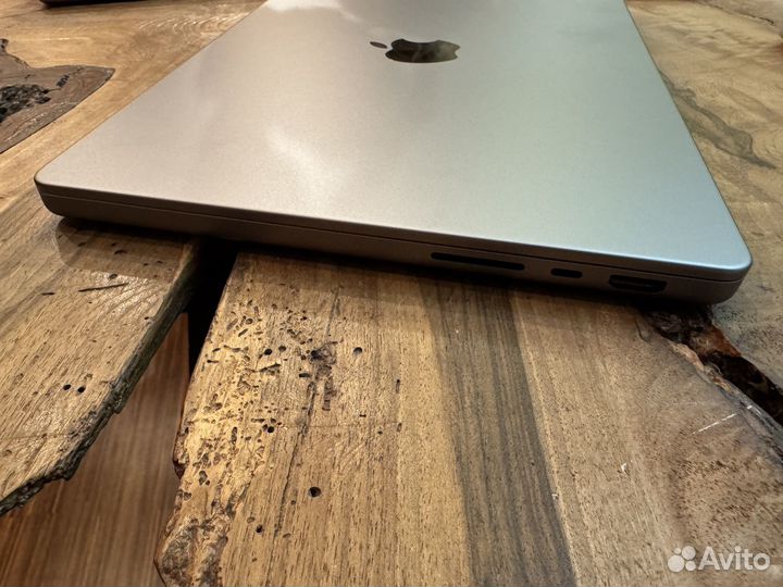 MacBook Pro 14 M2 Max/32/1/Новый