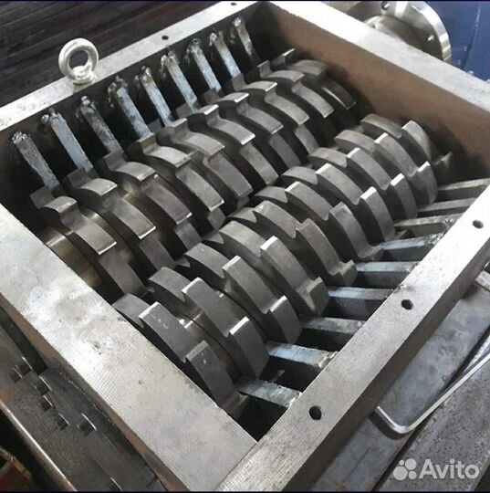 Шредер для дерева, пластика, резины