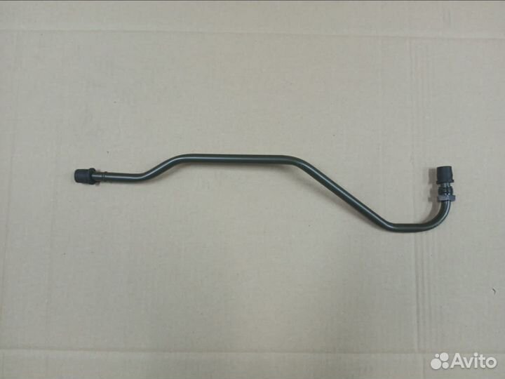 Трубка от гура к бачку hyundai Porter 1