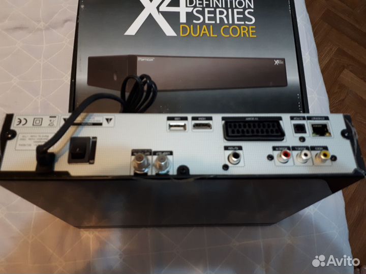 Спутниковый ресивер HD X4 Opticum