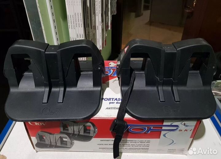 Крепление для лыж на крышу