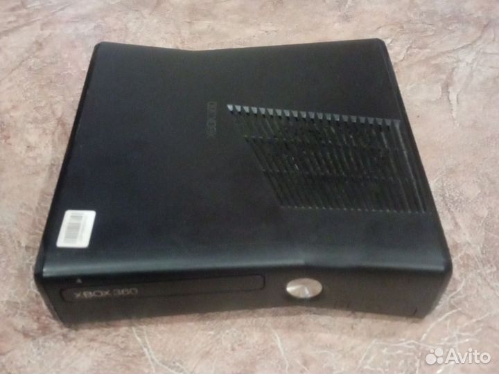 Xbox 360 slim с кинектом