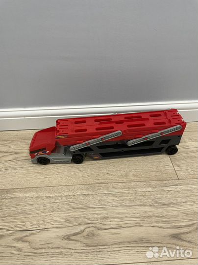 Hot wheels автовоз