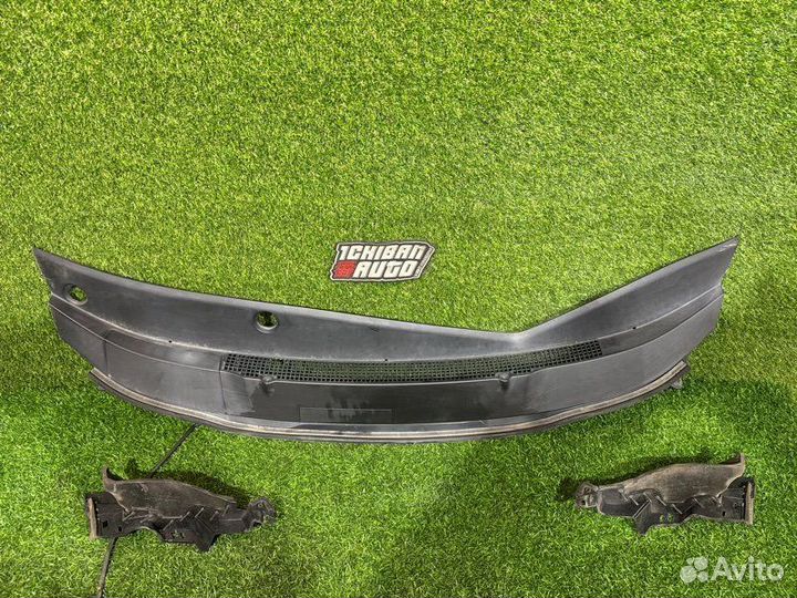 Жабо Honda Insight ZE2