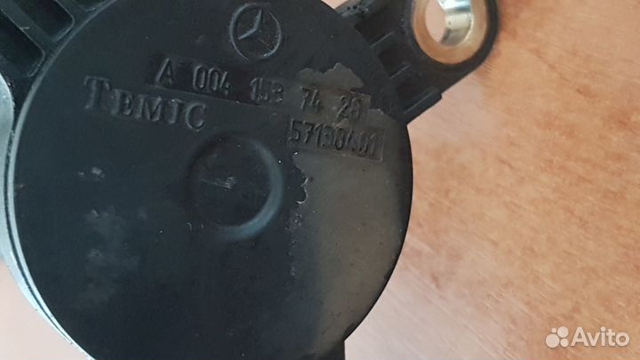 Датчик уровня масла Mercedes om611 om646