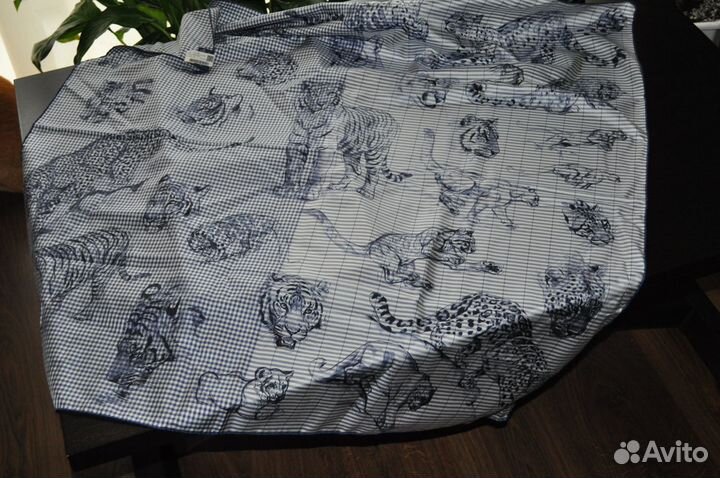 Hermes. платок оригинал