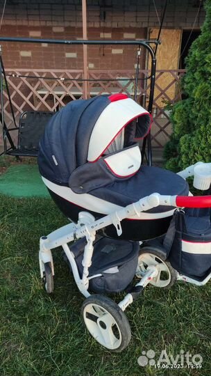 Детская коляска 3 в 1 Adamex Monte Carbon
