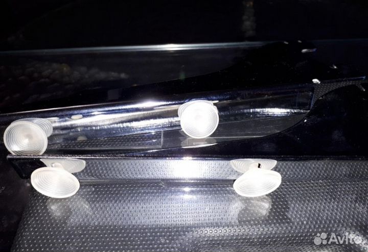 Стеклянная полка