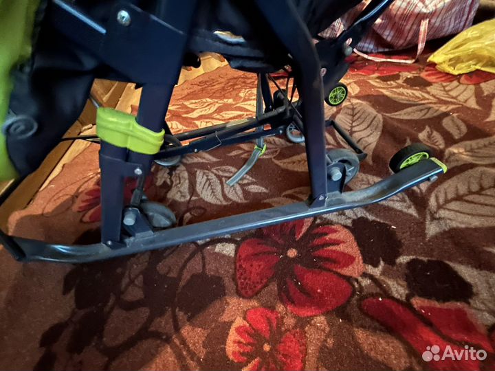 Зимняя детская коляска