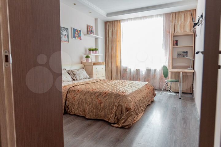 2-к. квартира, 80 м², 2/10 эт.