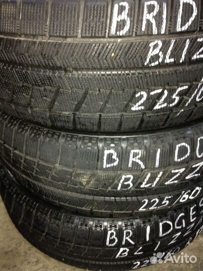 Bridgestone Blizzak VRX 225/60 R17