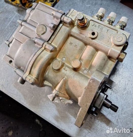 Насос Зетор в отл состоянии и зч, гидравл мксм800