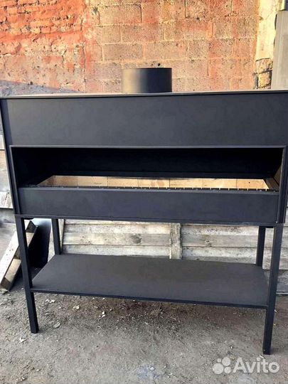 Мангал с огнеупорным кирпичом