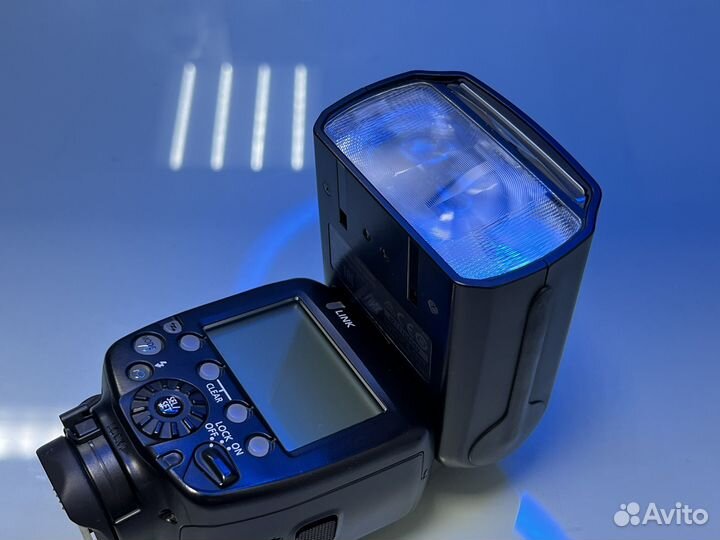 Вспышка Canon SpeedLite 600EX-RT