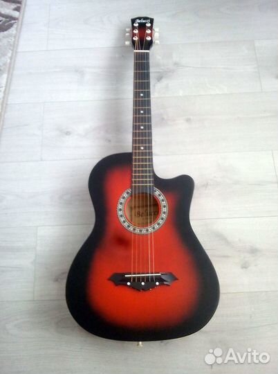 Гитара новая в наличии