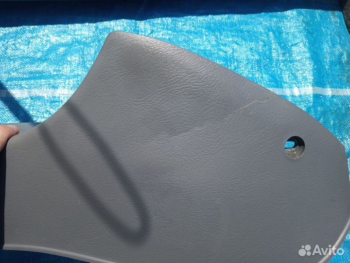 Консоль центральная (тоннель) Hyundai Accent 2