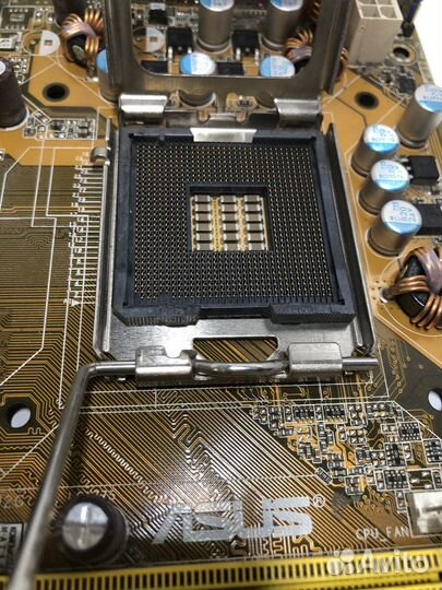 Материнская плата asus P5B-VM SE