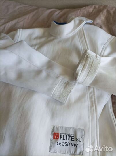 Костюм для фехтования р 160 и отдельно штаны р 158