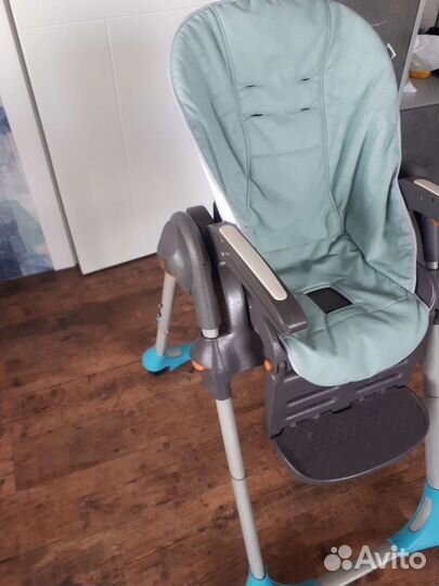 Детский стульчик для кормления