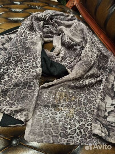 Палантин двухсторонний roberto cavalli италия