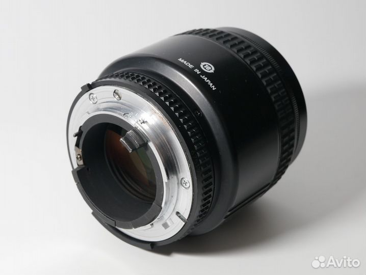 Nikon AF Nikkor 85mm 1.8D