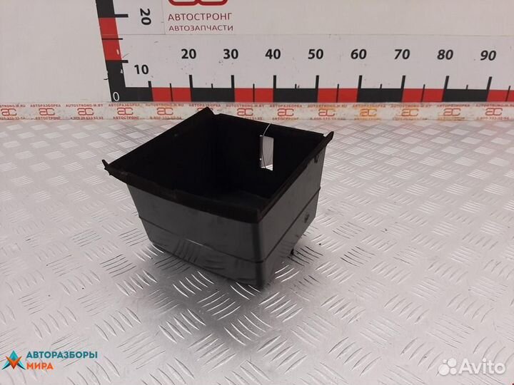 Бардачок Volkswagen Touareg 2004 7L6863284