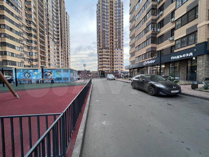 Коммерческое помещение в ЖК Галактика, 71.5 м²