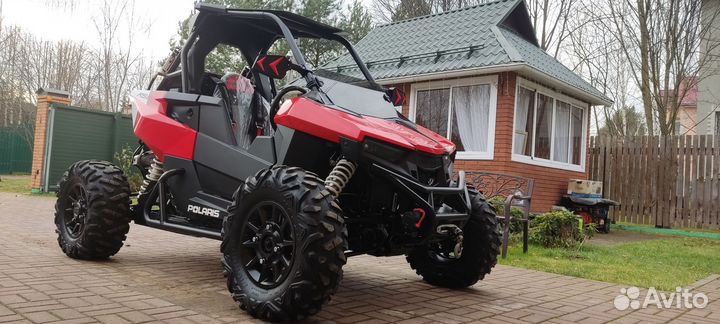 Багги Polaris RZR RS1